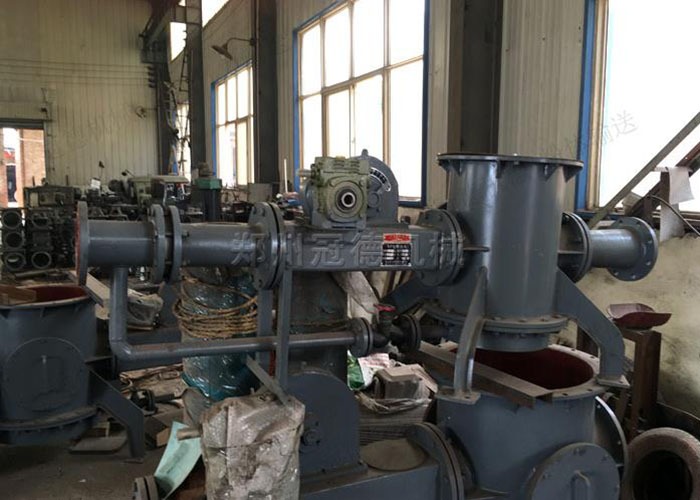 低壓稀相和正壓密相氣力輸送工作原理有什么不同